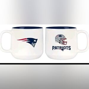 NFL Football 🏈 New England Patriots Inner Color 2 Mug Set ( NEW )